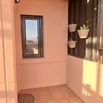 Pueblo Con Piscina 度假居 *