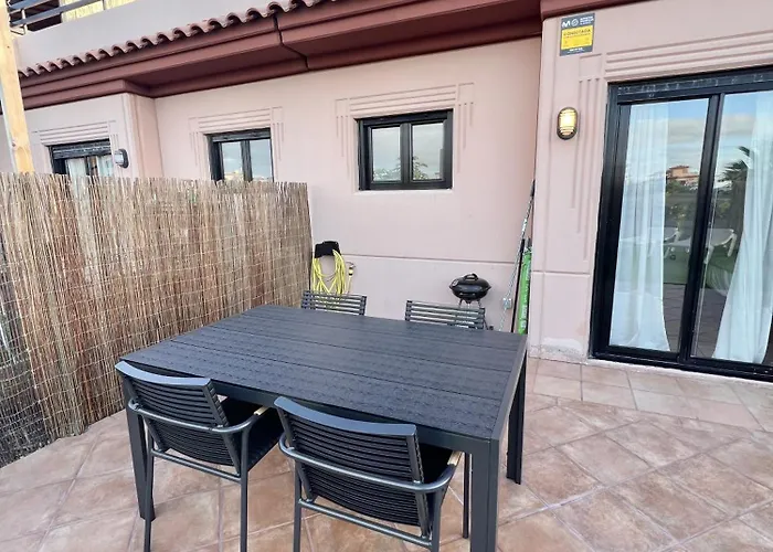 بيت للعطل Pueblo Con Piscina
